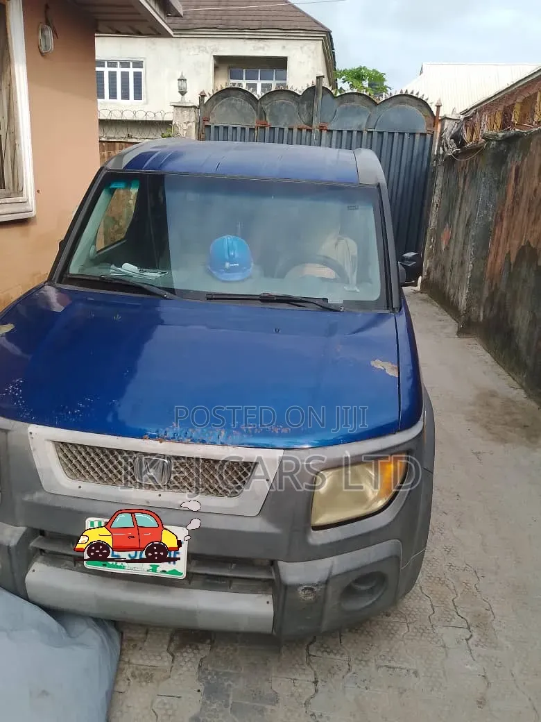 Honda Element 2010 Blue