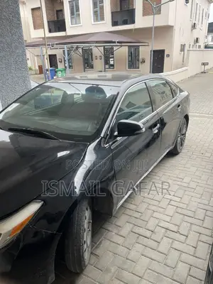 Toyota Avalon Limited 4dr Sedan (3.5L 6cyl 6A) 2014 Black