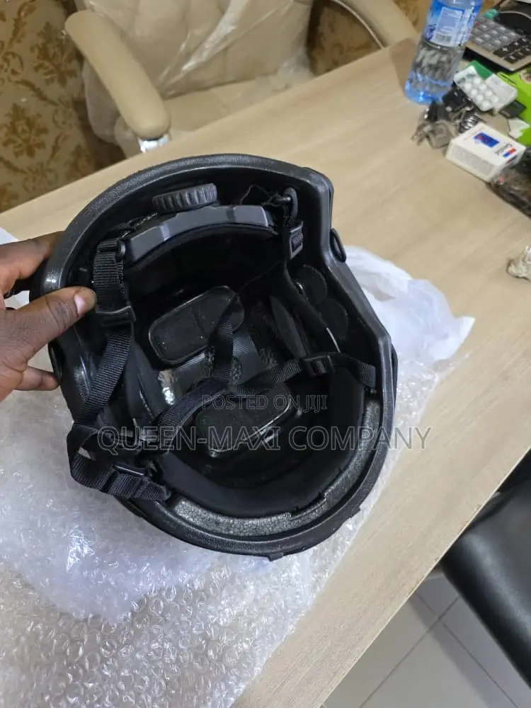 Tactical Protective Helmet With Torch Light