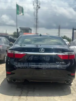Lexus ES 350 FWD 2013 Black