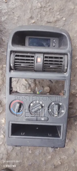 Opel Astra B Dashboard Face