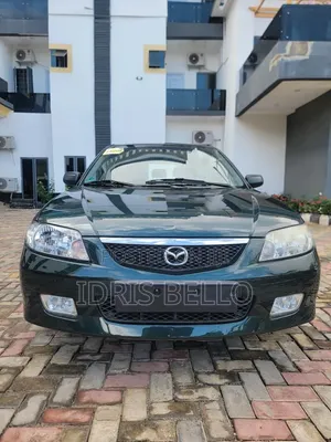 Mazda 323 2.0 2001 Green
