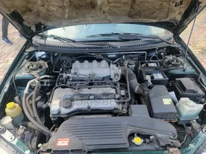 Mazda 323 2.0 2001 Green