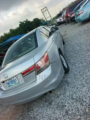 Honda Accord 2011 Silver