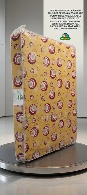 En] Mouka Comfy 6 by 4.5 by 6inches Family Size Mattress