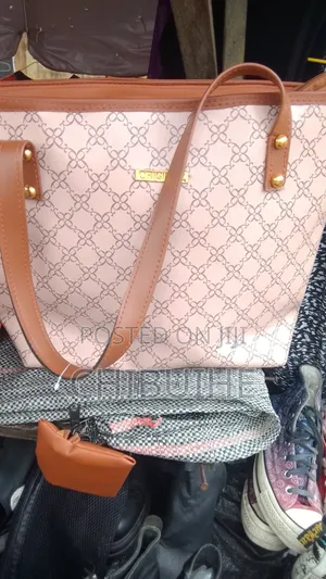 Stylish & Elegant Female Handbags – Affordable & Quality