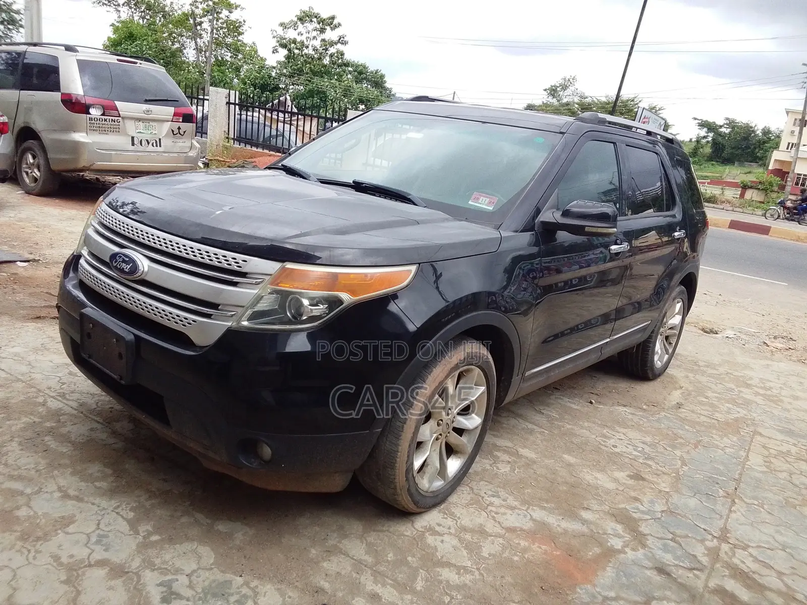 Ford Explorer 2011 Black