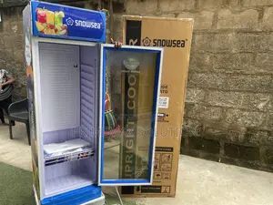 Brand New 300L Snowsea Cooler – Great for Beverage Display