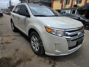 Ford Edge SE 4dr SUV AWD (3.5L 6cyl 6A) 2014 White