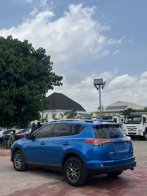 Toyota RAV4 2017 Blue