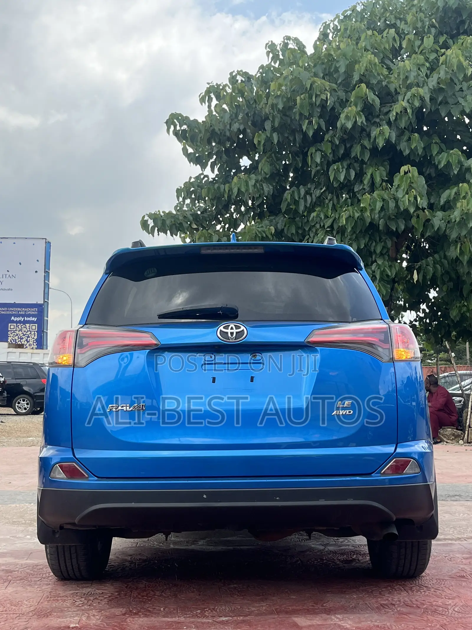 Toyota RAV4 2017 Blue