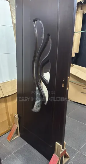 840 Wooden Door With Glass Center Flower
