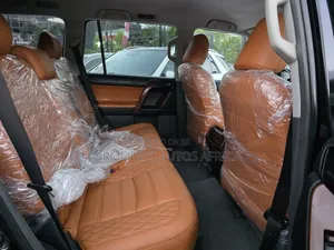 Toyota Land Cruiser Prado 2012 Black