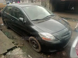 Toyota Yaris 2007 Gray