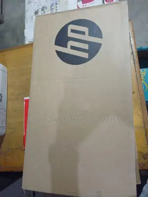 New Laptop HP 250 G10 8GB Intel Core i5 SSD 512GB