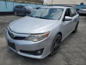 Toyota Camry 2013 Silver