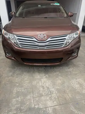 Toyota Venza XLE 2010 Brown
