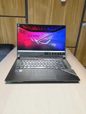 Laptop Asus ROG Strix SCAR 15 32GB Intel Core i9 SSD 1T