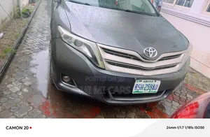 Toyota Venza 2010 Gray