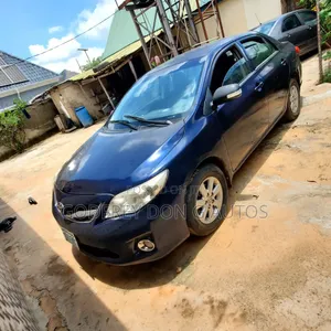 Toyota Corolla 2012 Blue