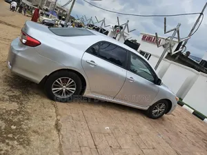 Toyota Corolla 2012 Silver