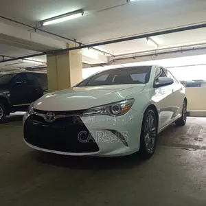 Toyota Camry 2017 White