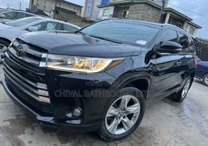 Toyota Highlander 2016 Black