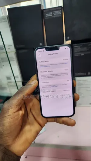 Apple iPhone 16e 128 GB Black
