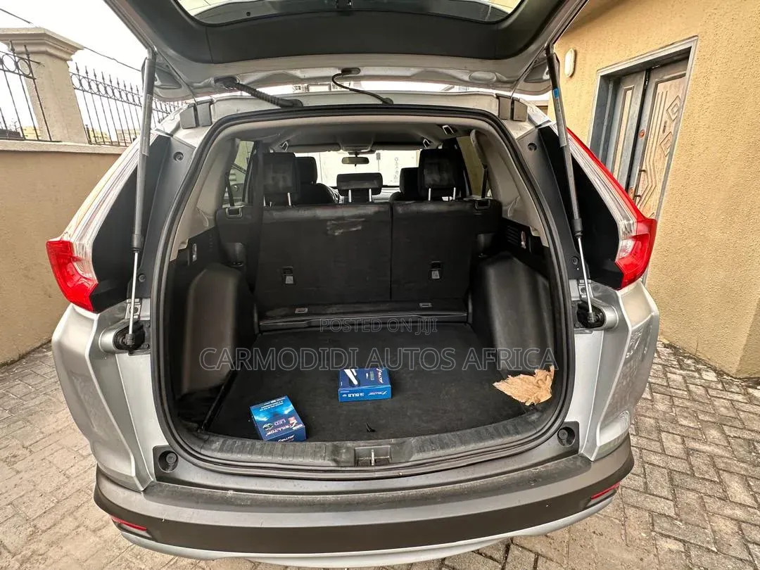 Honda CR-V 2019 Silver