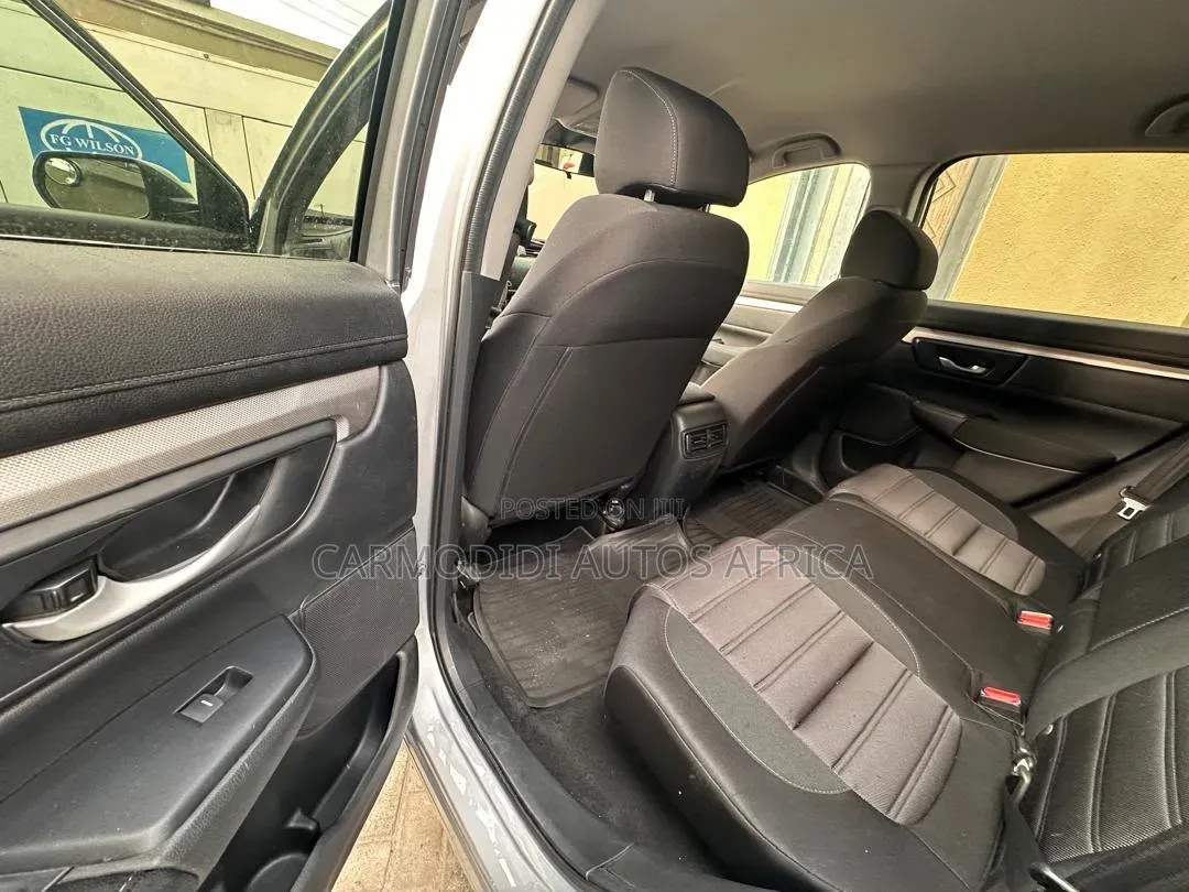 Honda CR-V 2019 Silver