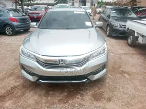 Honda Accord 2017 Silver