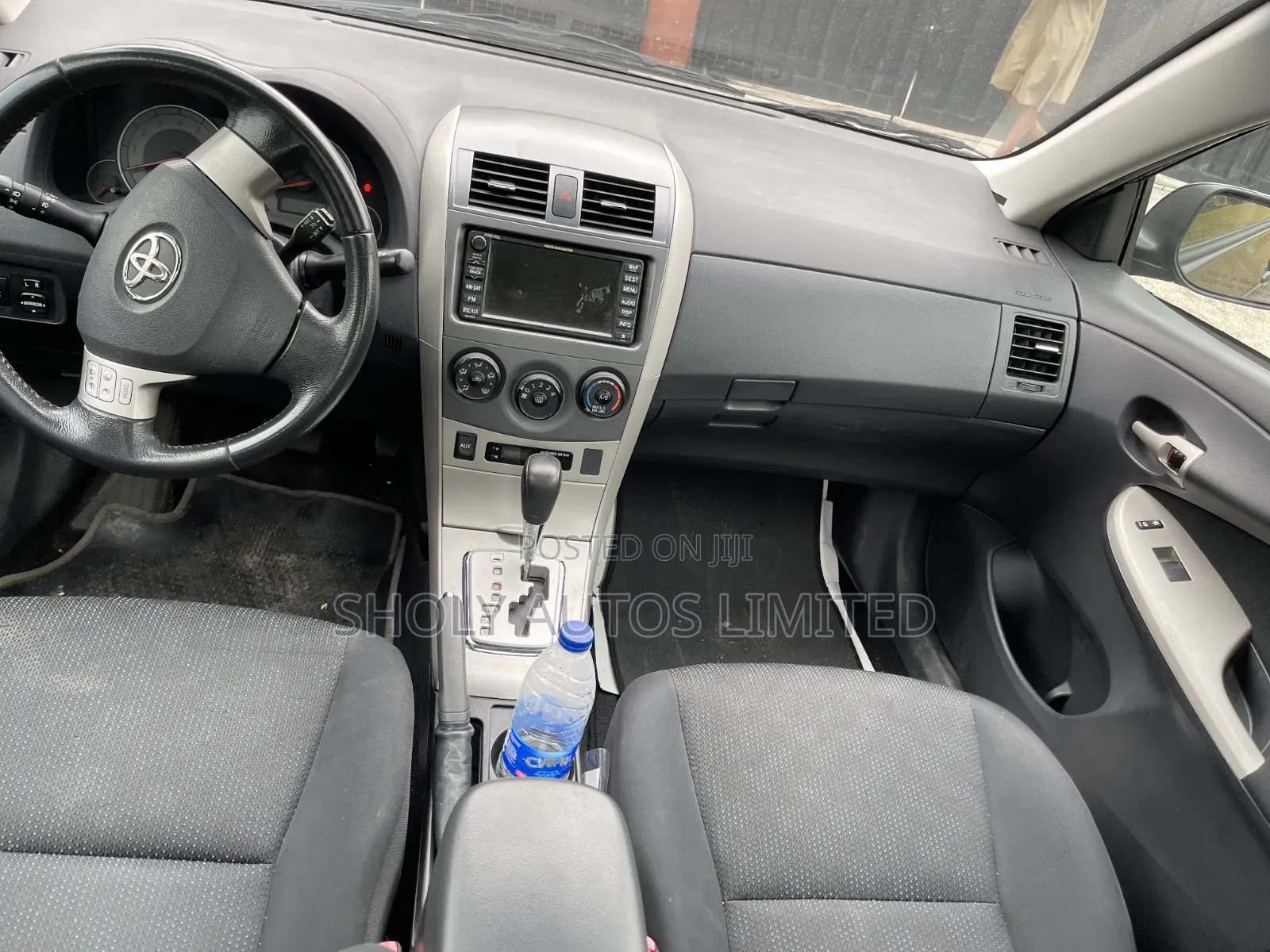 Toyota Corolla 2010 Gray