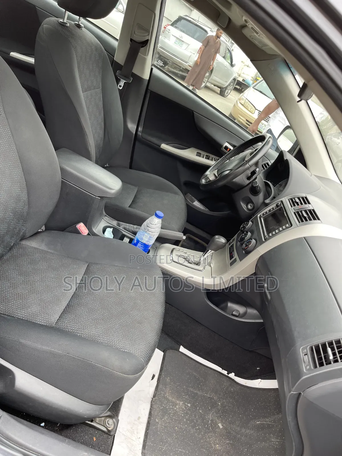 Toyota Corolla 2010 Gray