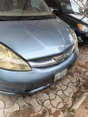 Toyota Sienna 2006 Blue