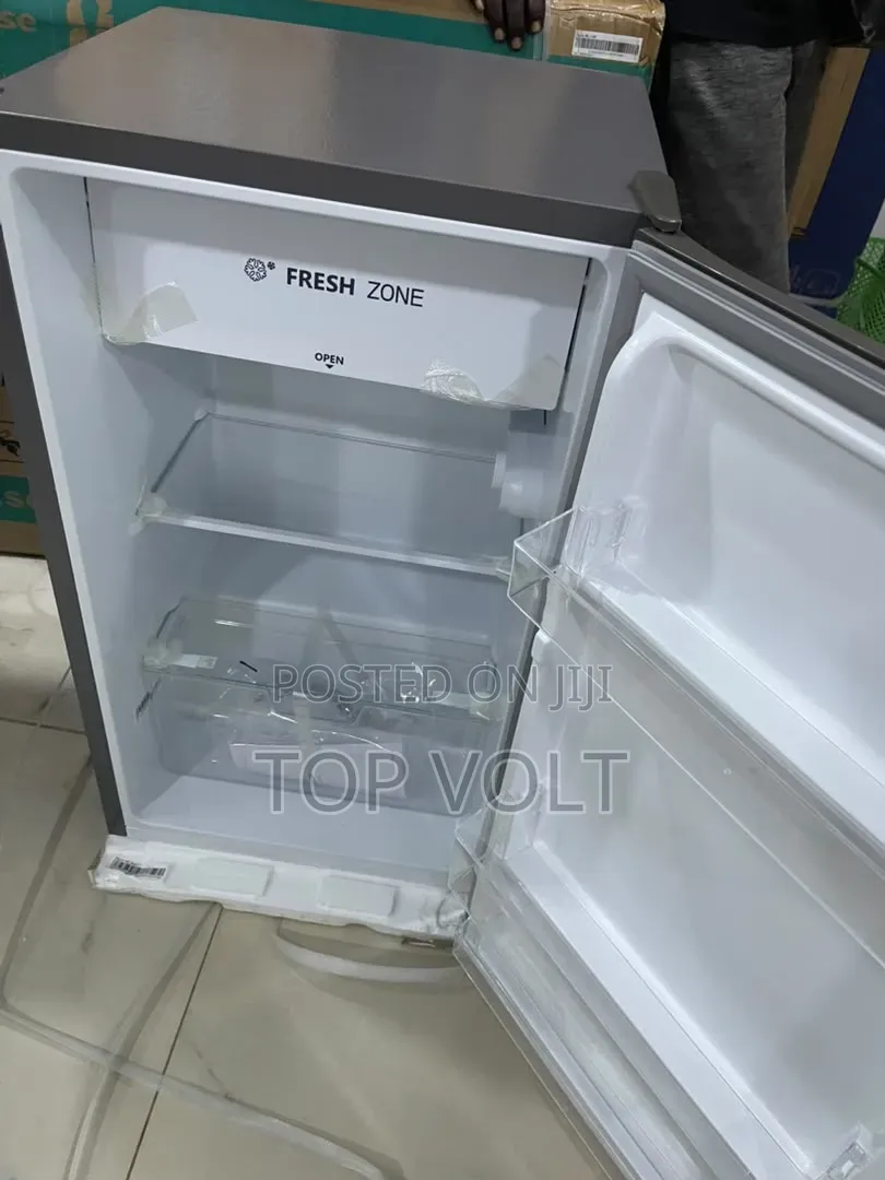 Hisense 93L Compact Refrigerator