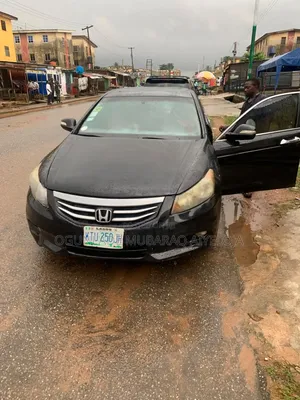 Honda Accord 2012 Black
