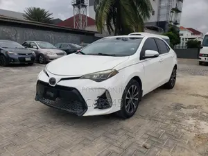 Toyota Corolla 2017 White
