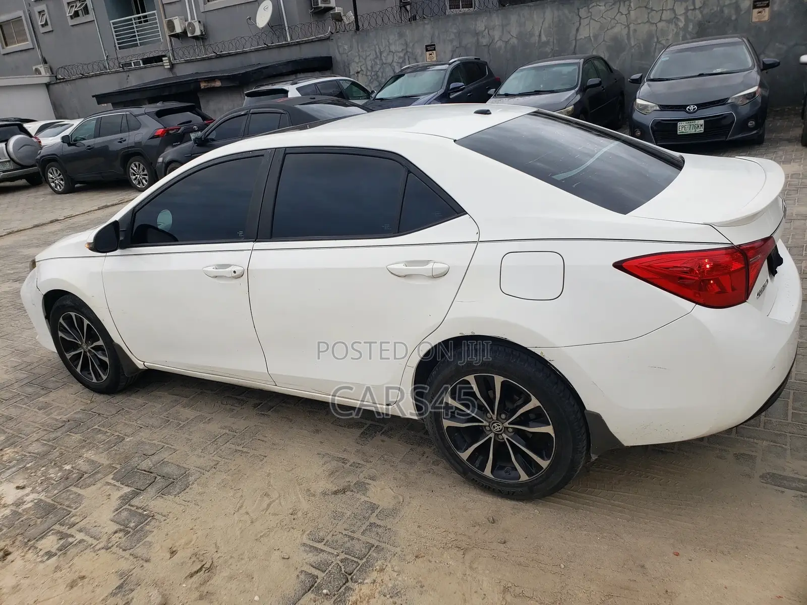 Toyota Corolla 2017 White