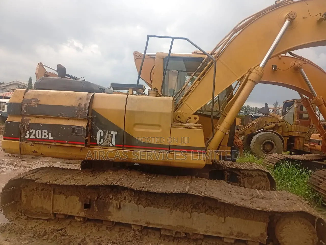 Excavator 320 BL