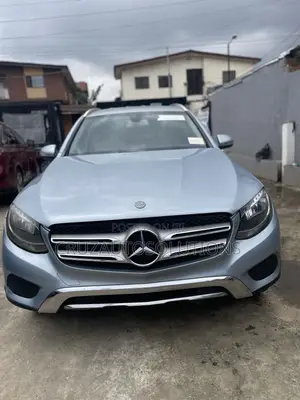 Mercedes-Benz GLC-Class 2017 Blue