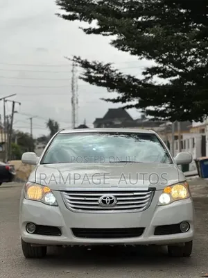 Toyota Avalon 2008 White
