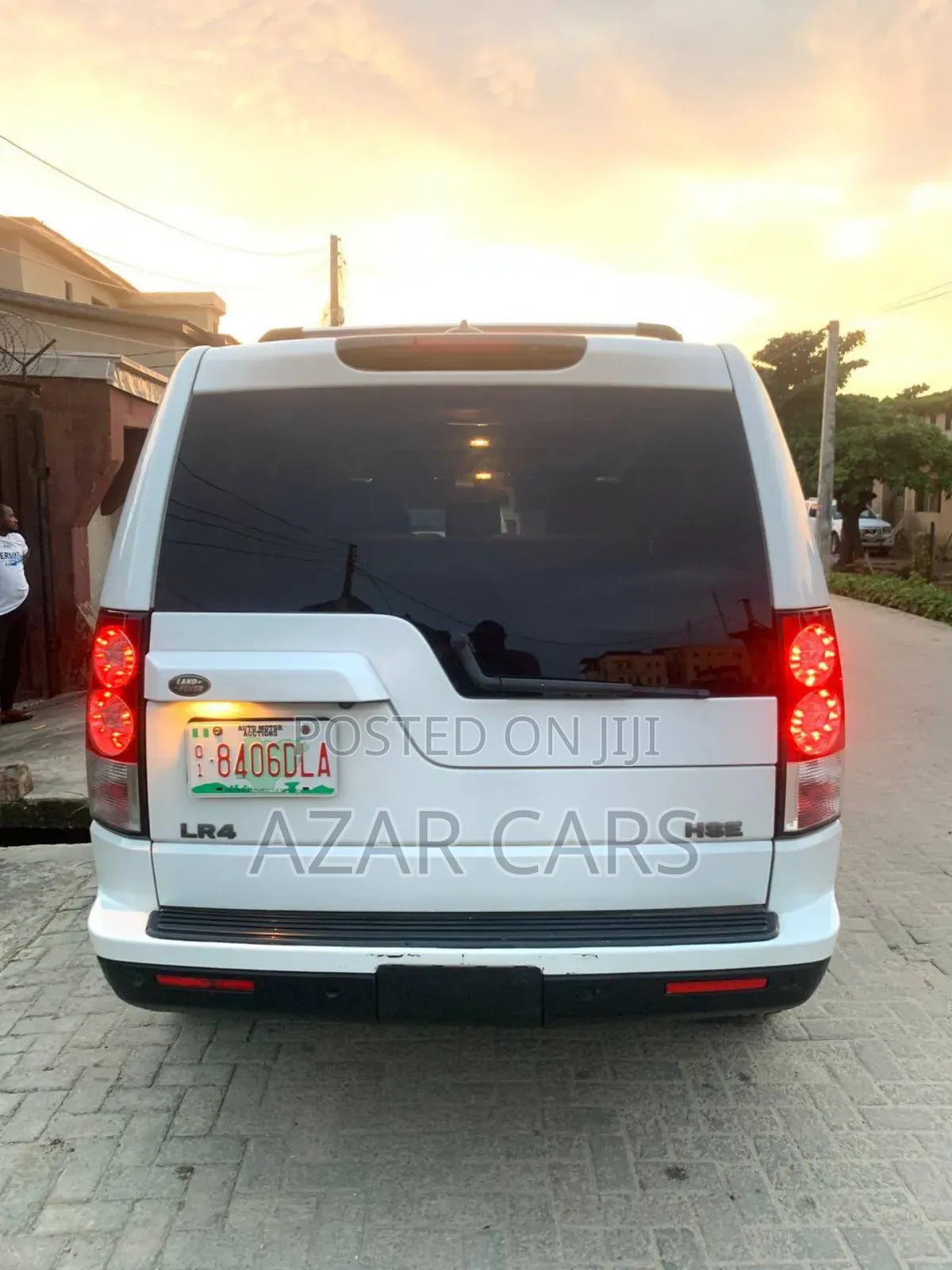 Land Rover Lr4 HSE 2012 White