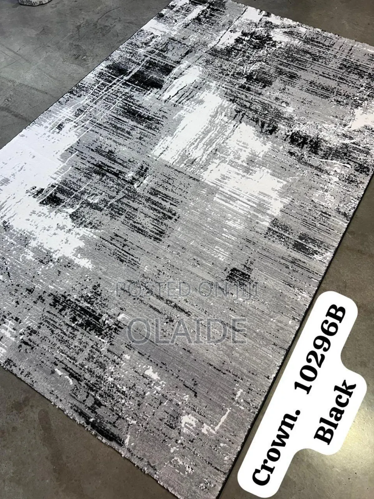 Center Rugs