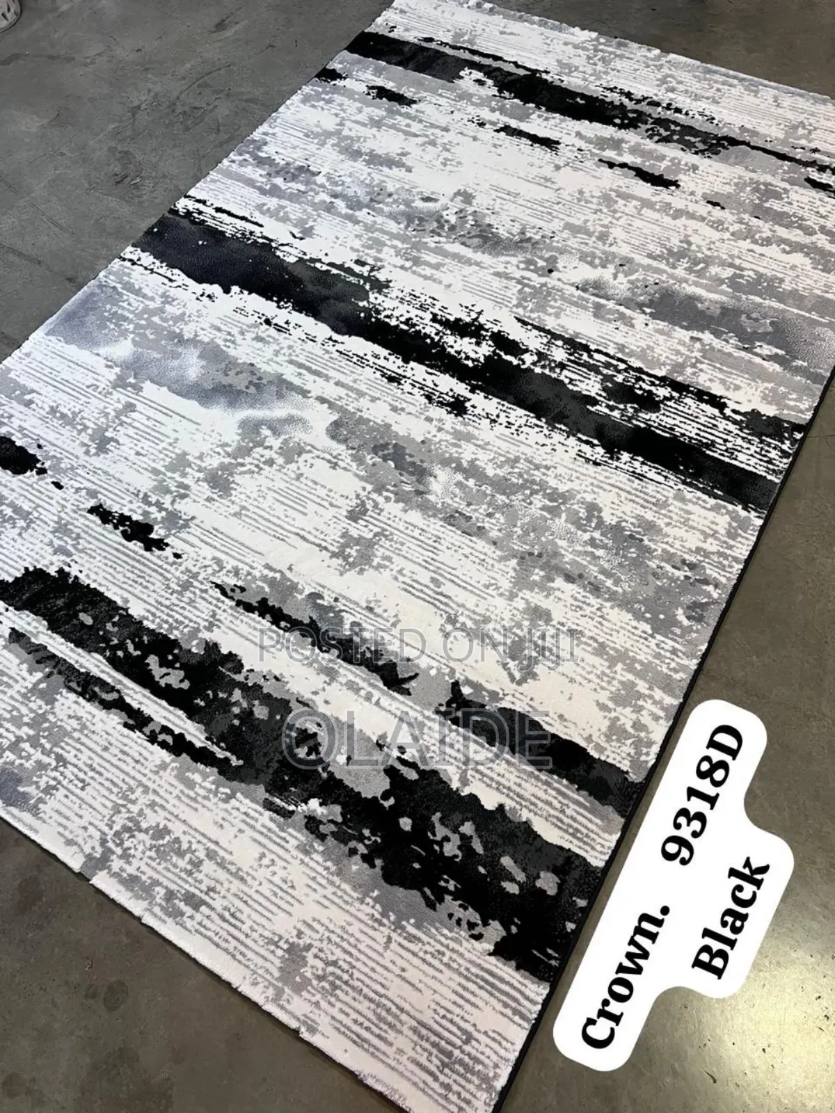 Center Rugs