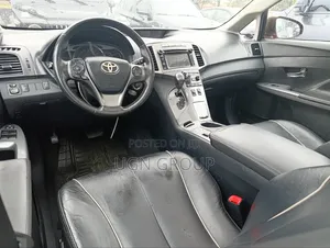 Toyota Venza 2012 Brown