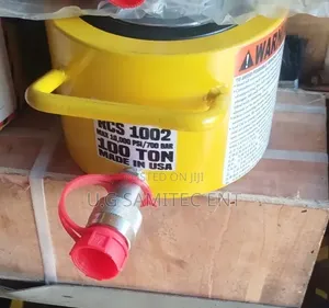 Yellow 100-Ton Hydraulic Cylinder Jack (Model RCS 1002)