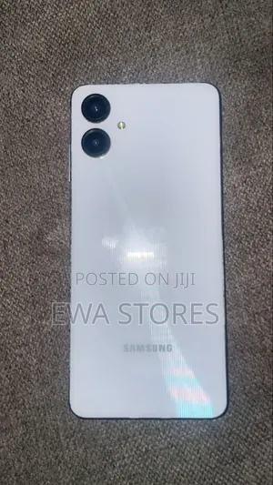 Samsung Galaxy A06 128 GB White