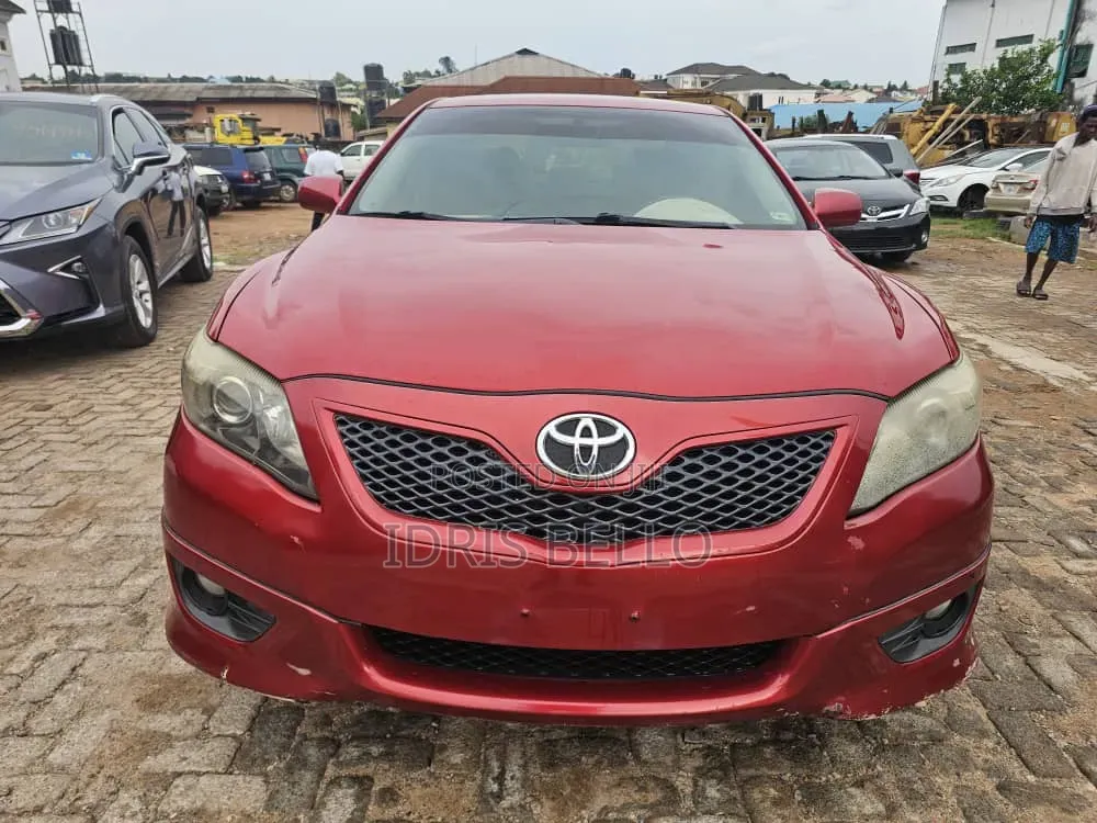 Toyota Camry 2010 Red