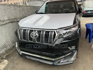 Toyota Land Cruiser Prado 2023 Black