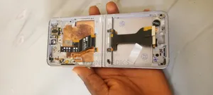 Samsung Galaxy Flip 6 OEM Screen